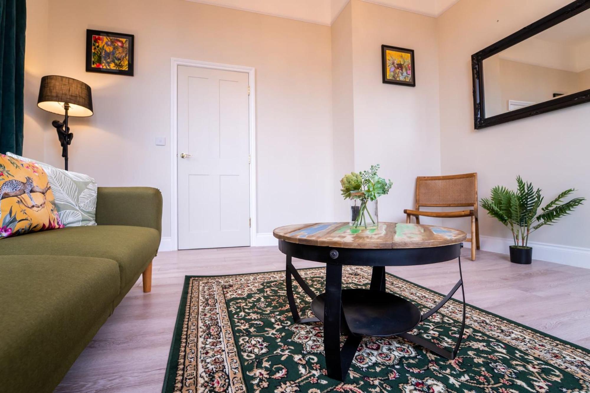 Stunning Park View Maisonette - 2 Bedrooms เกรทยาร์มัธ ภายนอก รูปภาพ